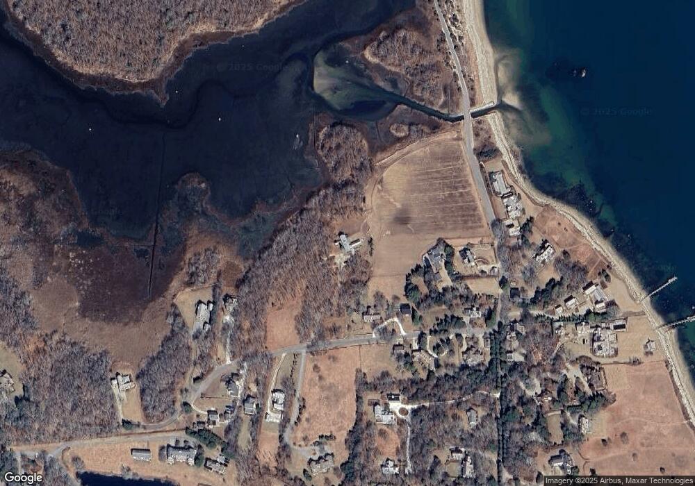 8 Featherbed Ln, South Dartmouth, MA 02748 - photo 1