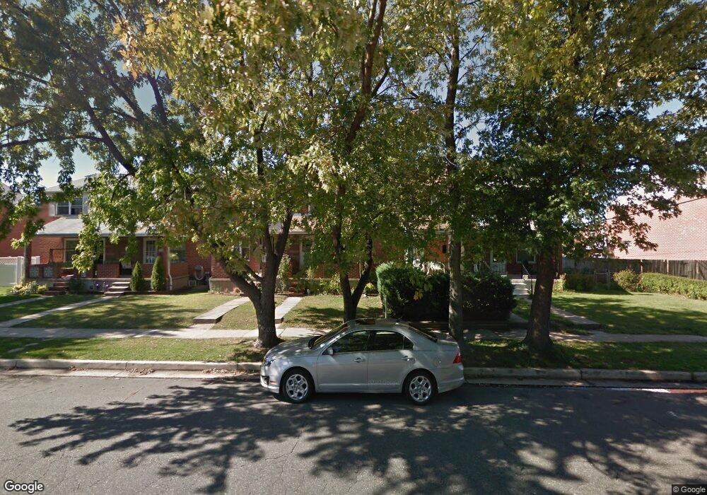 1042 Middleborough Rd, Essex, MD 21221 - photo 1