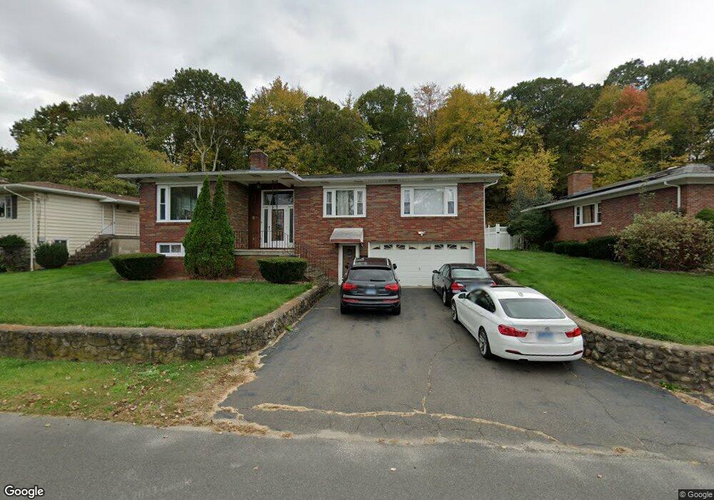 96 Blueberry Hill Rd, Waterbury, CT 06704 - photo 1