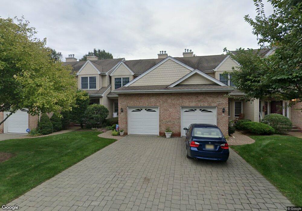 27 Trotters Ln, Allendale, NJ 07401 - photo 1