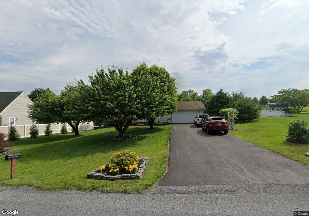 6718 Town Dr, Saint Thomas, PA 17252 - photo 1