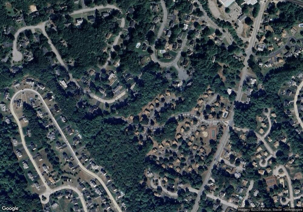 8 Grimsby Ln unit U18, Nashua, NH 03063 - photo 1