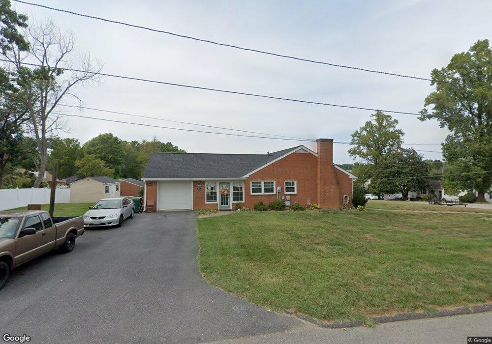 2000 Monticello St, Waynesboro, VA 22980 - photo 1