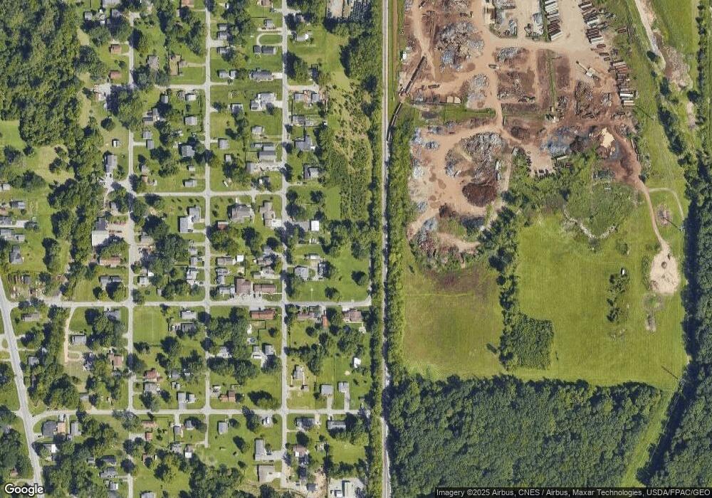 1802 S Dewey Ave, Lima, OH 45804 - photo 1