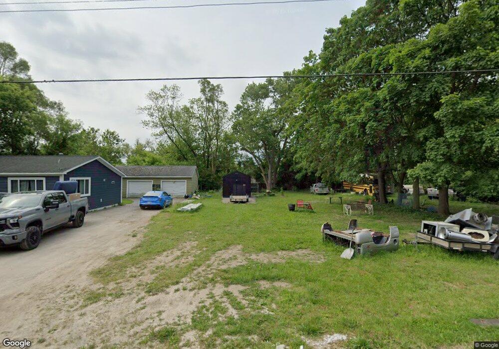 1146 E Humphrey Ave, Flint, MI 48505 - photo 1