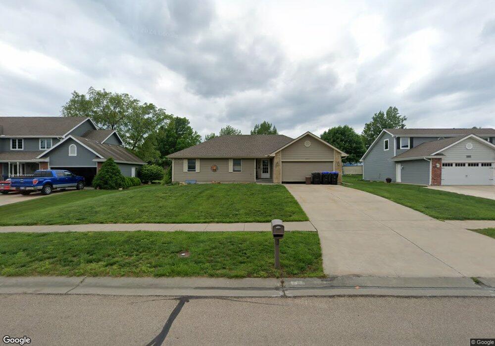2815 SW Cannock Chase Rd, Topeka, KS 66614 - photo 1