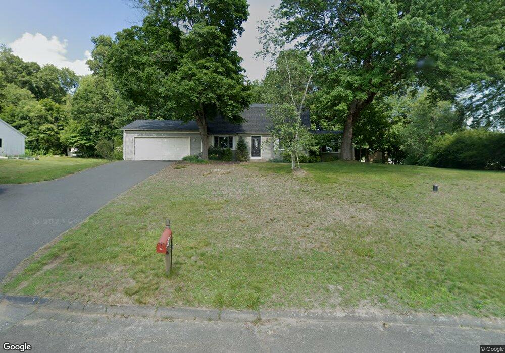 32 Laurel Ln, Ludlow, MA 01056 - photo 1