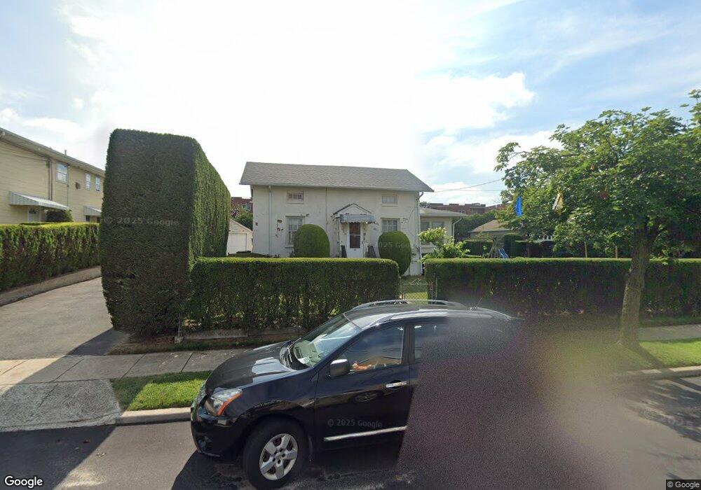 46 Barrymore Blvd, Franklin Square, NY 11010 - photo 1