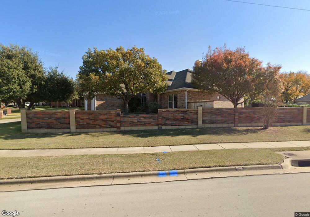 2600 Briargrove Dr, Hurst, TX 76054 - photo 1