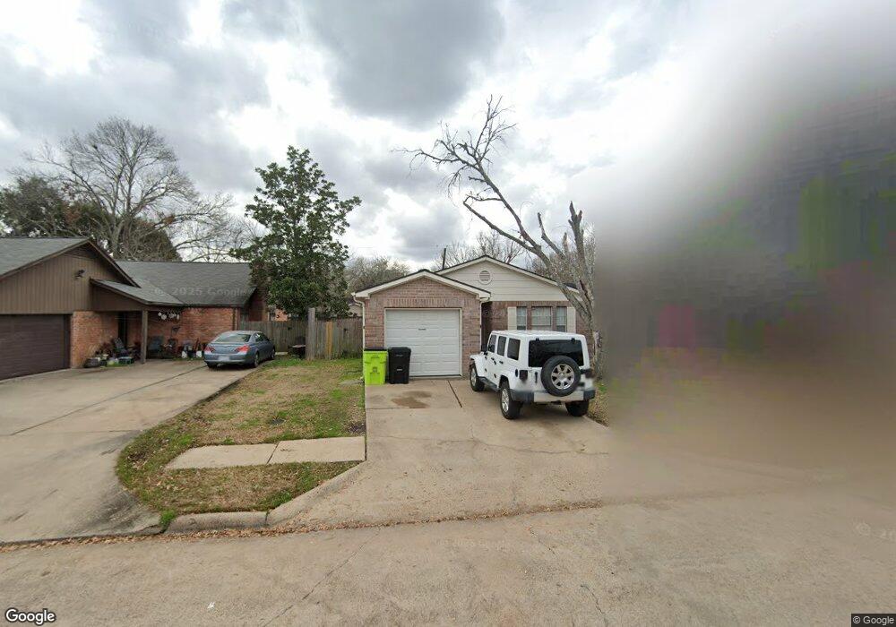 1300 Wilson Dr, Rosenberg, TX 77471 - photo 1