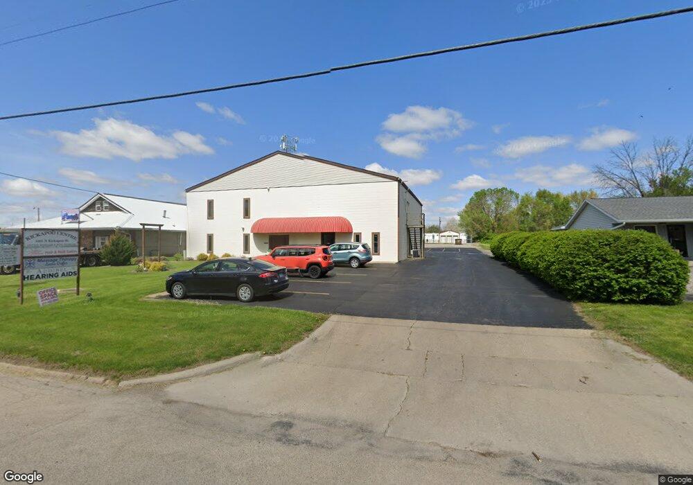 1411 N Kickapoo St, Lincoln, IL 62656 - photo 1