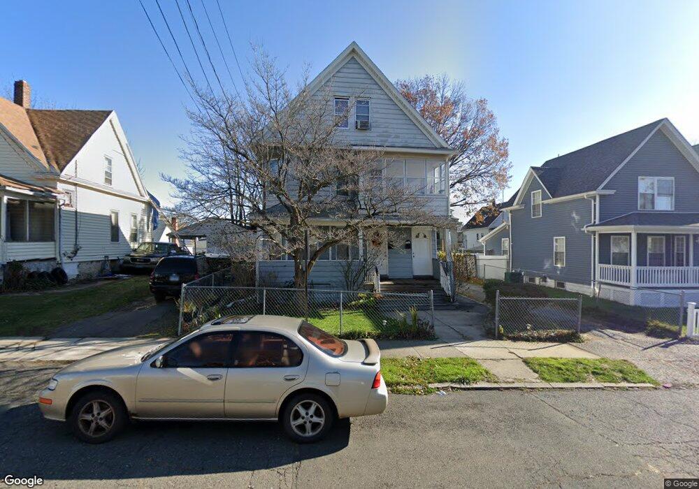 202 Summerfield Ave unit 204, Bridgeport, CT 06610 - photo 1