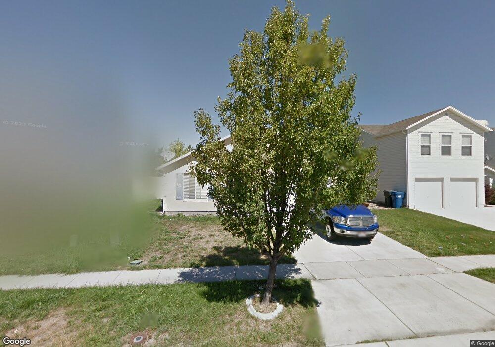 2281 E Hawthorne St, Saratoga Springs, UT 84043 - photo 1