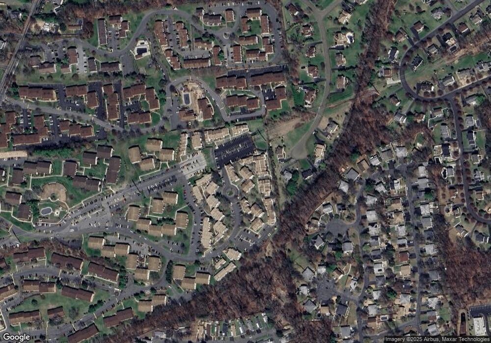 499 Country Club Ln, Pomona, NY 10970 - photo 1