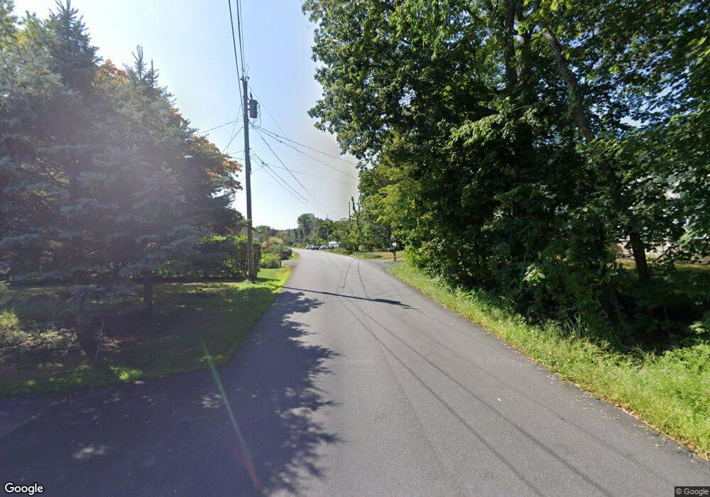 24 Leach Rd, Kittery, ME 03904 - photo 1