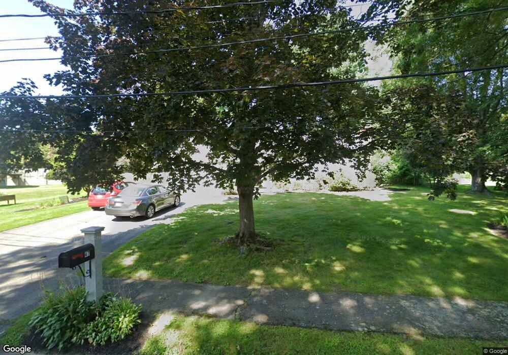 47 Glenridge Dr, Bedford, MA 01730 - photo 1