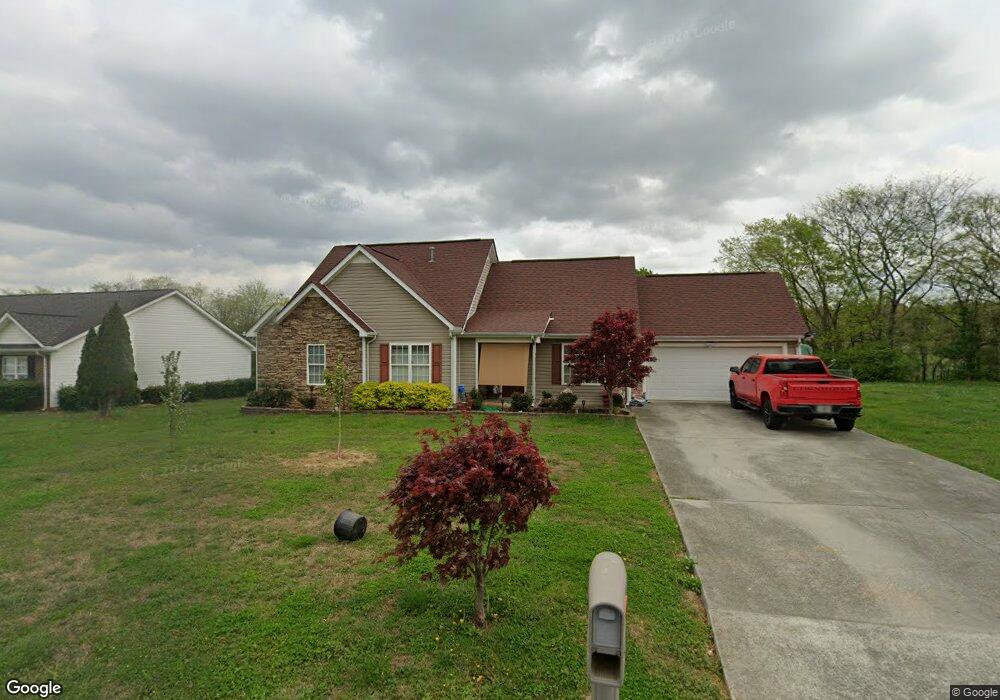 208 Larkspur Dr SW, Calhoun, GA 30701 - photo 1