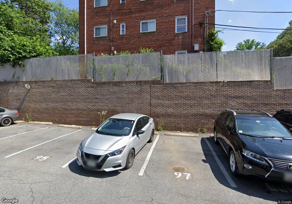 8708 Bradford Rd unit 102, Silver Spring, MD 20901 - photo 1