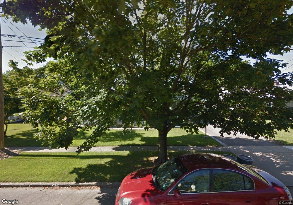 35 Maureen St, Stratford, CT 06615 - photo 1