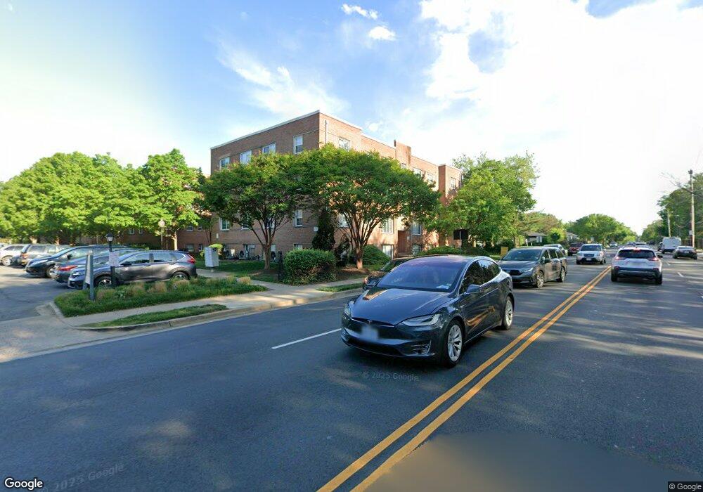 1203 N Quaker Ln, Alexandria, VA 22302 - photo 1