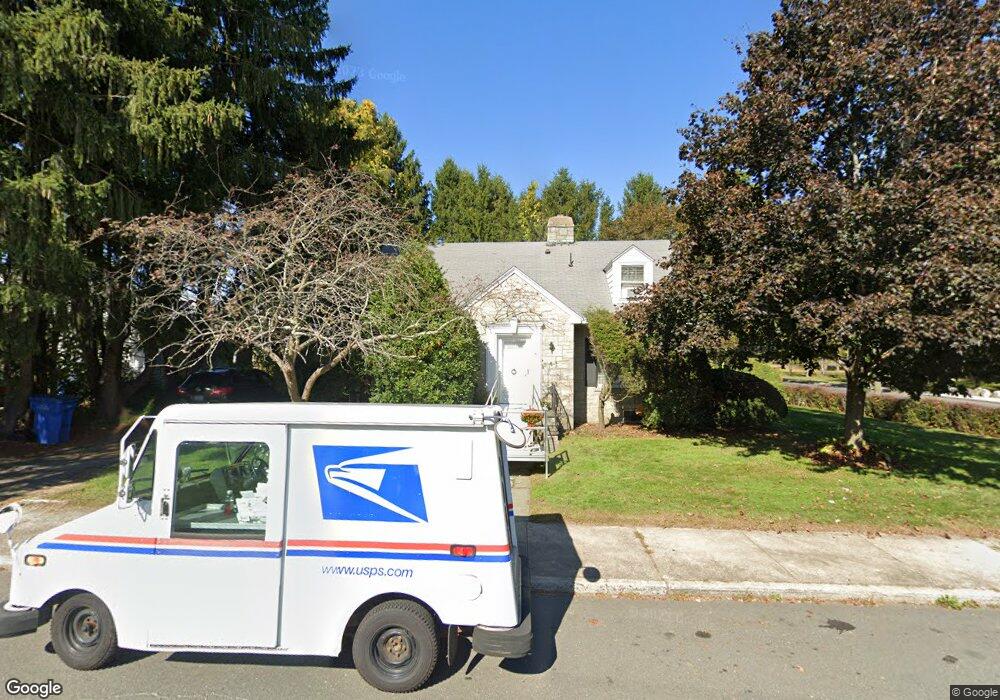 6 McDonald Ave, Waterbury, CT 06710 - photo 1