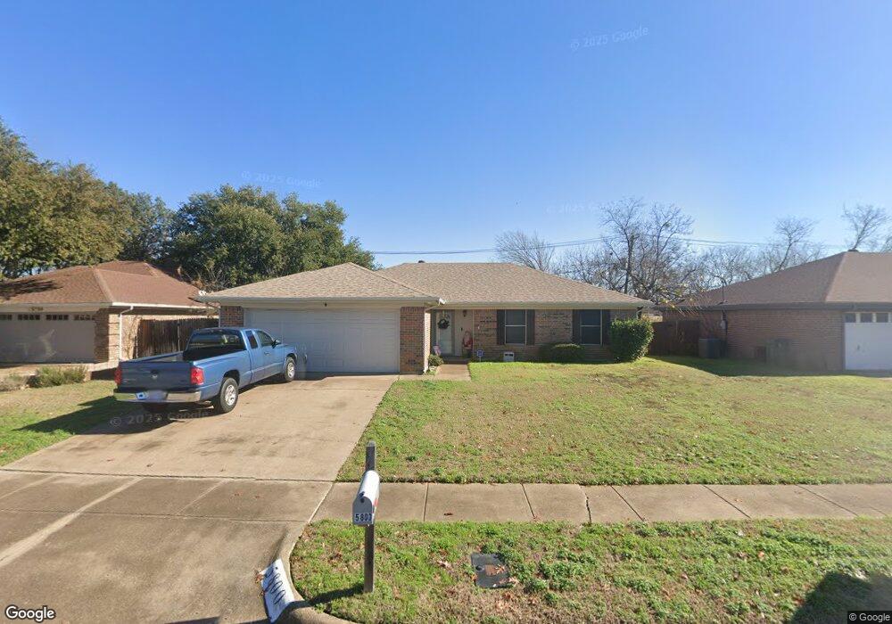 5800 Newman Dr, North Richland Hills, TX 76180 - photo 1