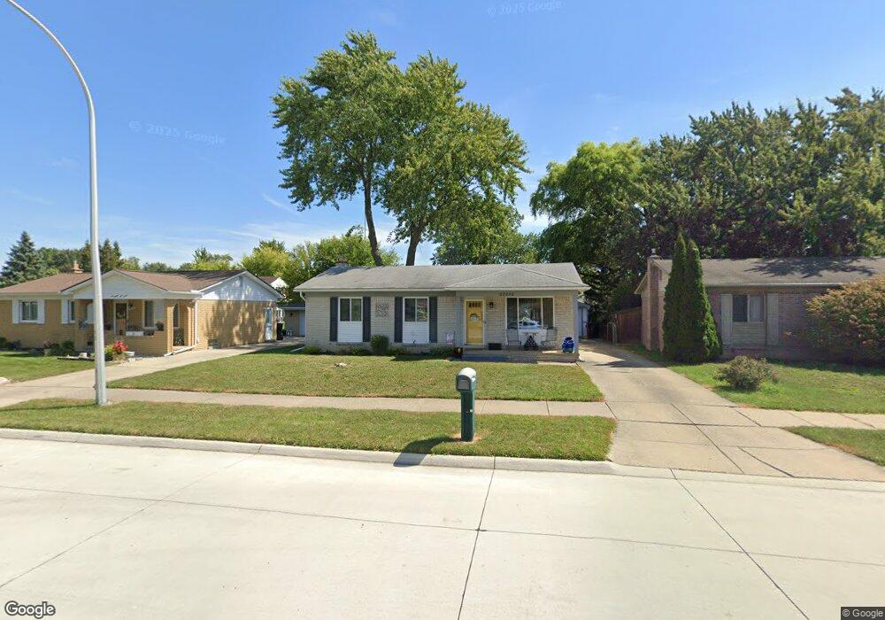 29920 Drager Dr, Roseville, MI 48066 - photo 1