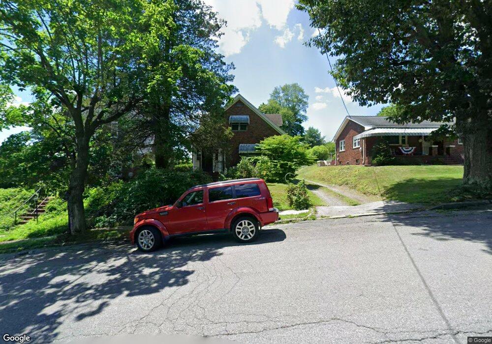 406 N Lehigh St, Tamaqua, PA 18252 - photo 1