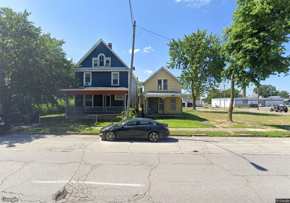 1643 W 3rd St, Davenport, IA 52802 - photo 1
