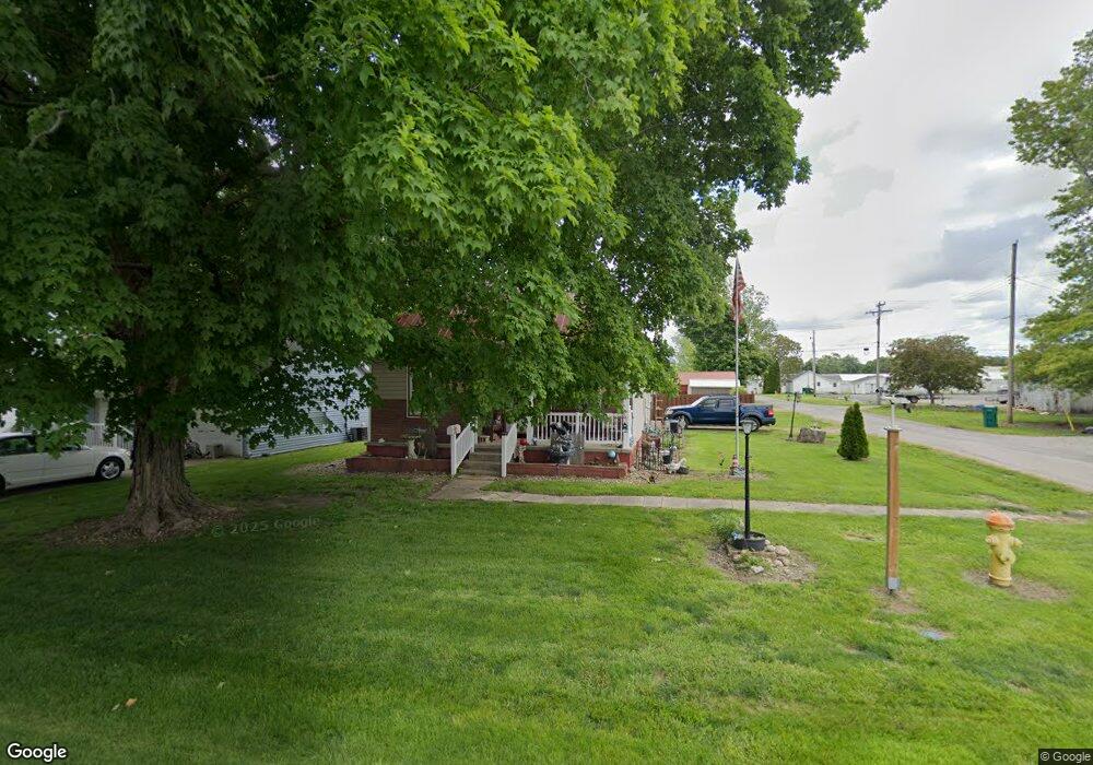 1100 N 16th St, Mattoon, IL 61938 - photo 1