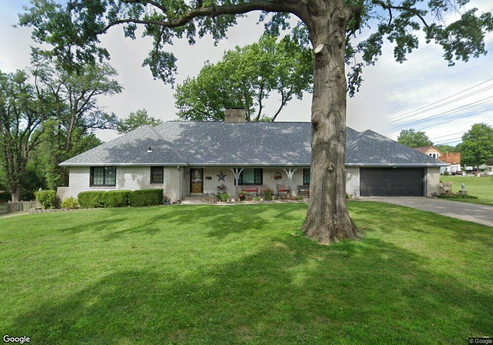 5906 Garnett St, Shawnee, KS 66203 - photo 1