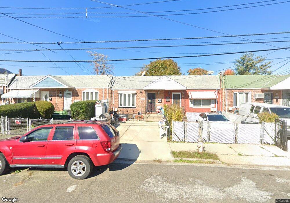 15319 112th Ave, Jamaica, NY 11433 - photo 1