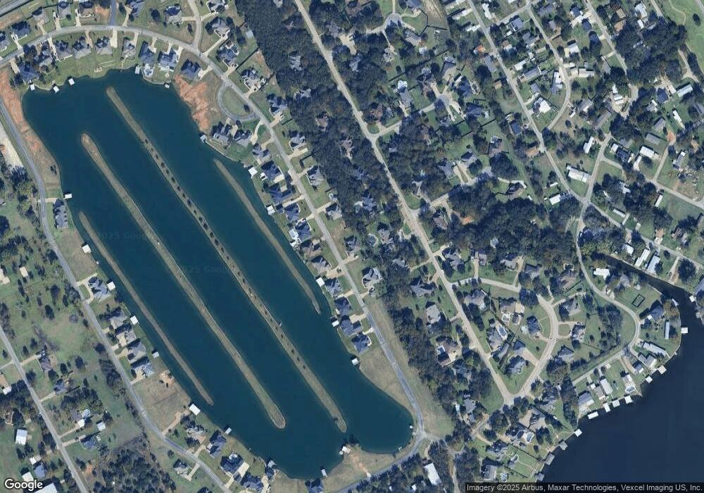 3911 Upper Lake Cir, Granbury, TX 76049 - photo 1