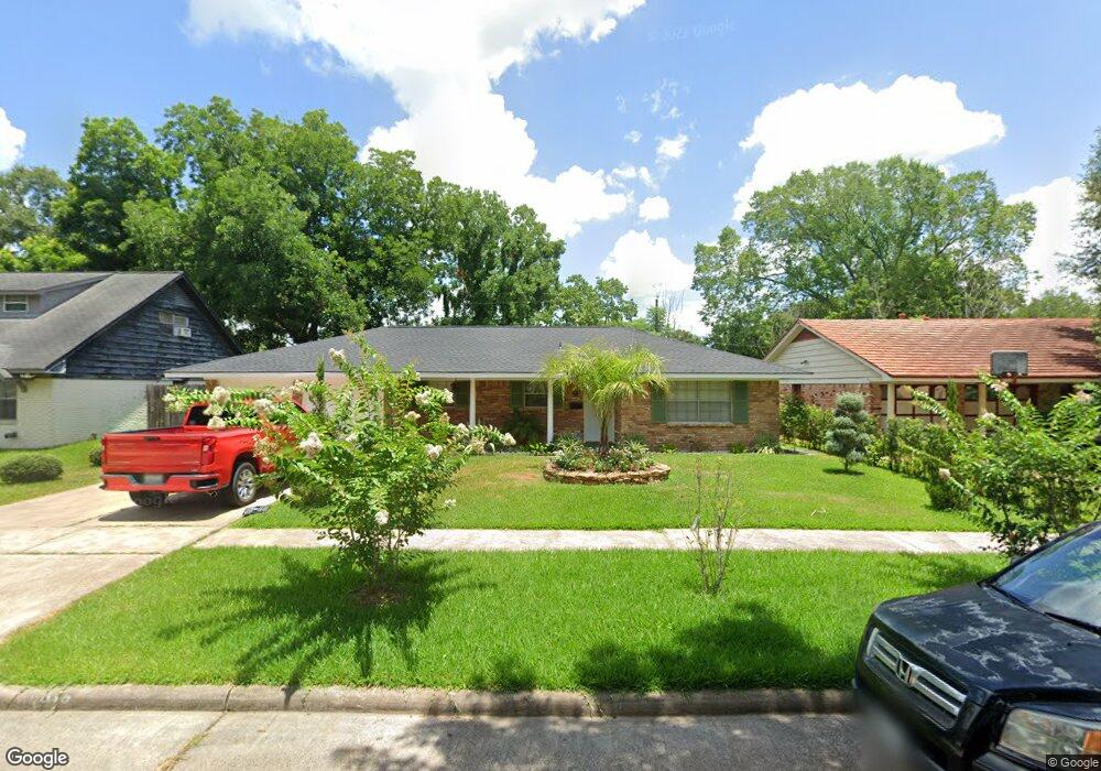 10919 Arendale St, Houston, TX 77075 - photo 1