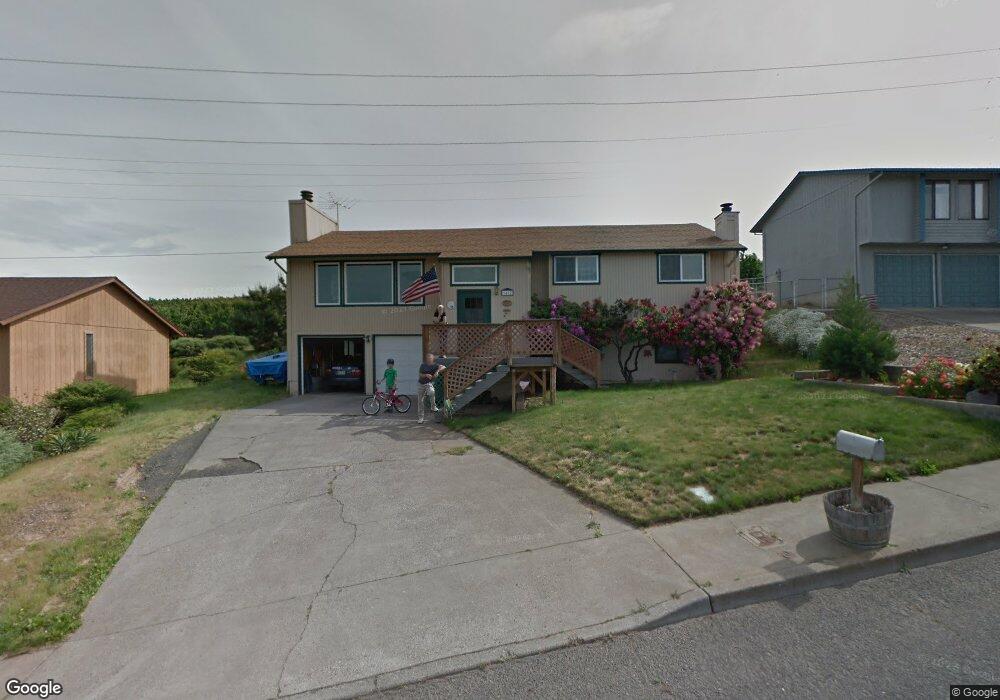 1412 E 21st St, the Dalles, OR 97058 - photo 1