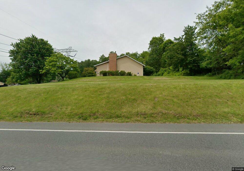 5602 Chestnut St, Emmaus, PA 18049 - photo 1