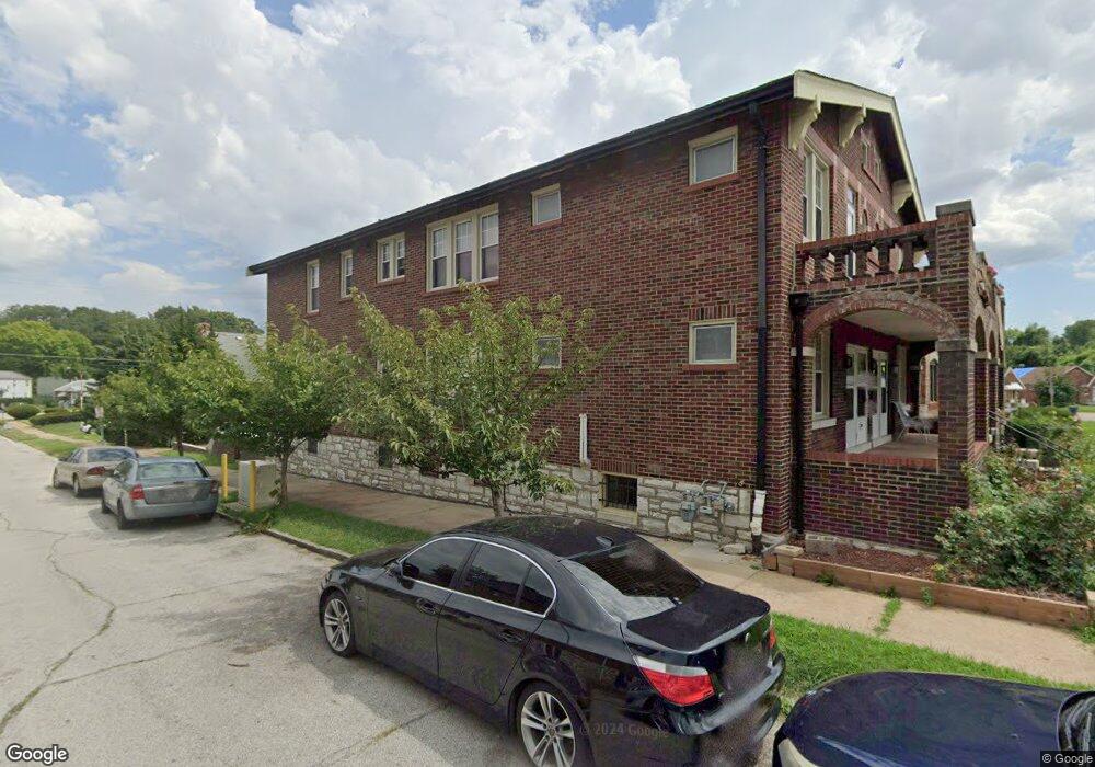 4623 Steinlage Dr, Saint Louis, MO 63115 - photo 1