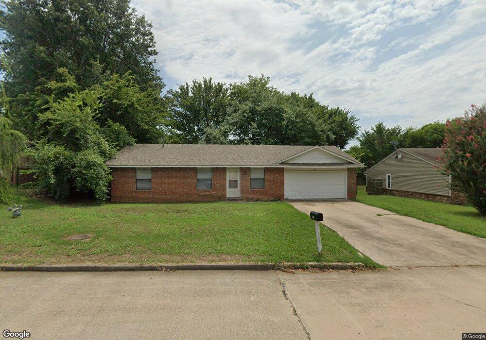 101 W 9th Place S, Claremore, OK 74017 - photo 1