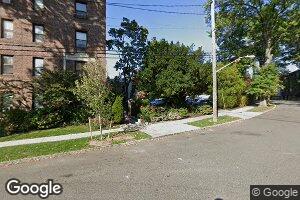 100 S Middle Neck Rd, Great Neck, NY 11021