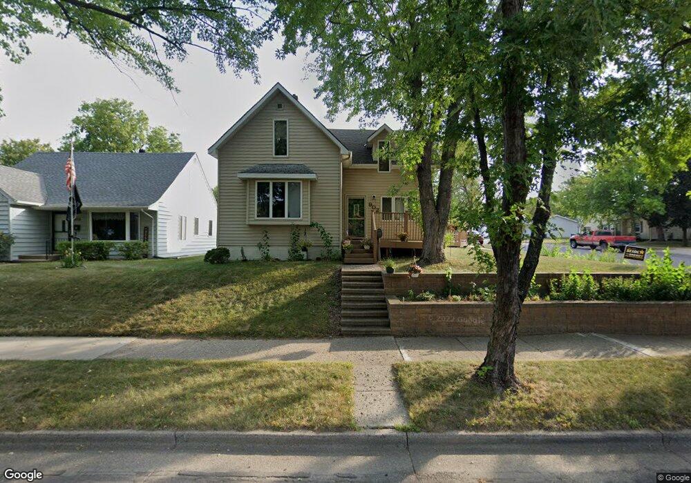902 N Payne St, New Ulm, MN 56073 - photo 1