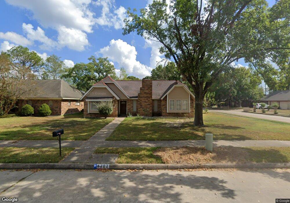 8202 Bayou Forest Dr, Houston, TX 77088 - photo 1