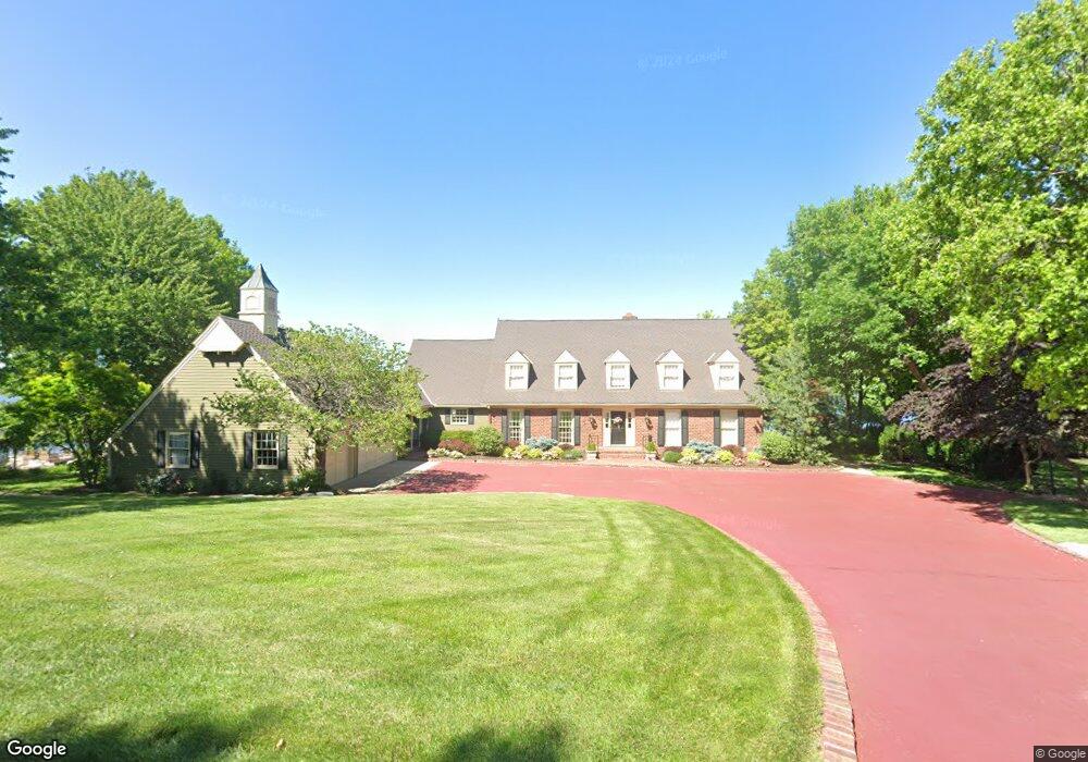 6810 SW Dancaster Rd, Topeka, KS 66610 - photo 1