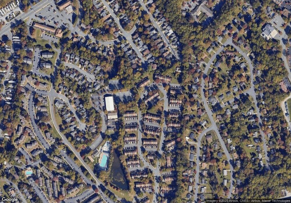 126 Woodlake Dr, Charlottesville, VA 22901 - photo 1