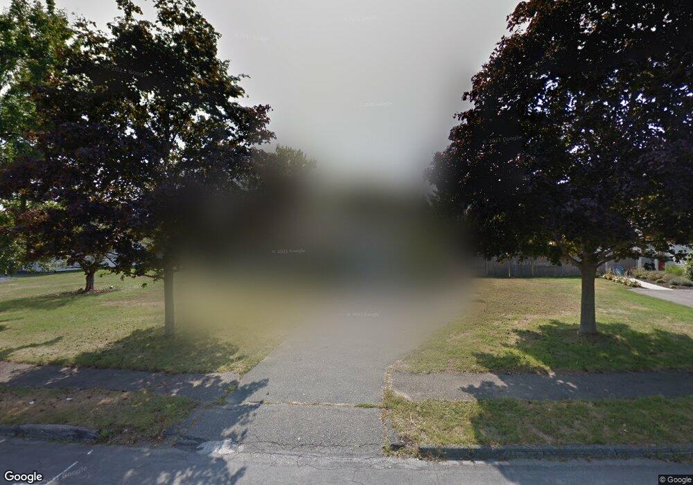 14 Wellesley Rd, Danvers, MA 01923 - photo 1