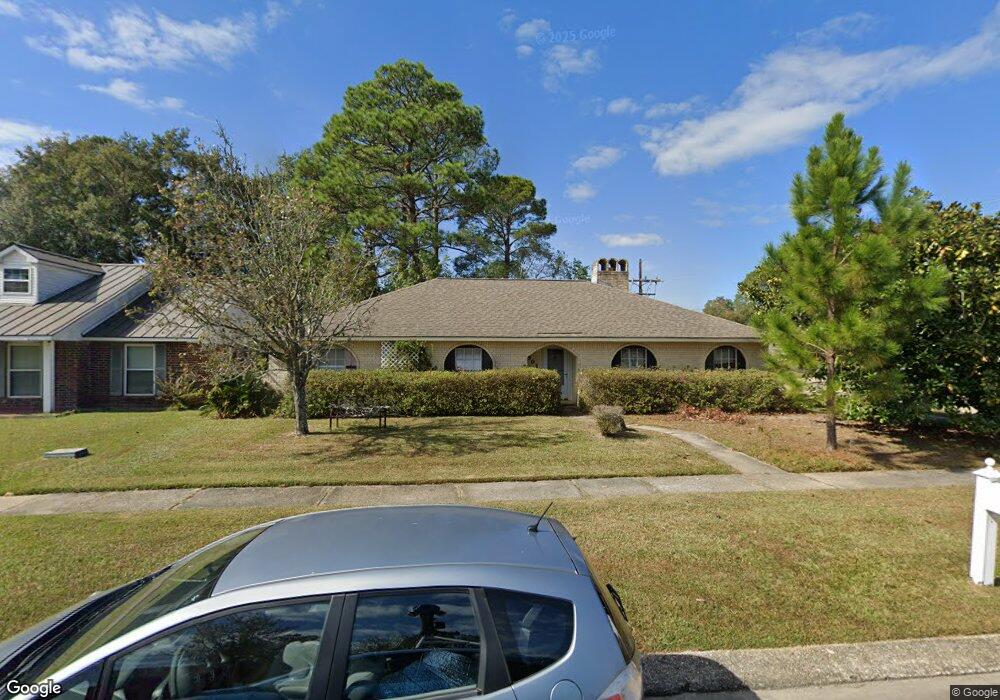 501 Timberlane Dr, Slidell, LA 70458 - photo 1