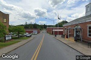 211 Carmella St, Mount Hope, WV 25880