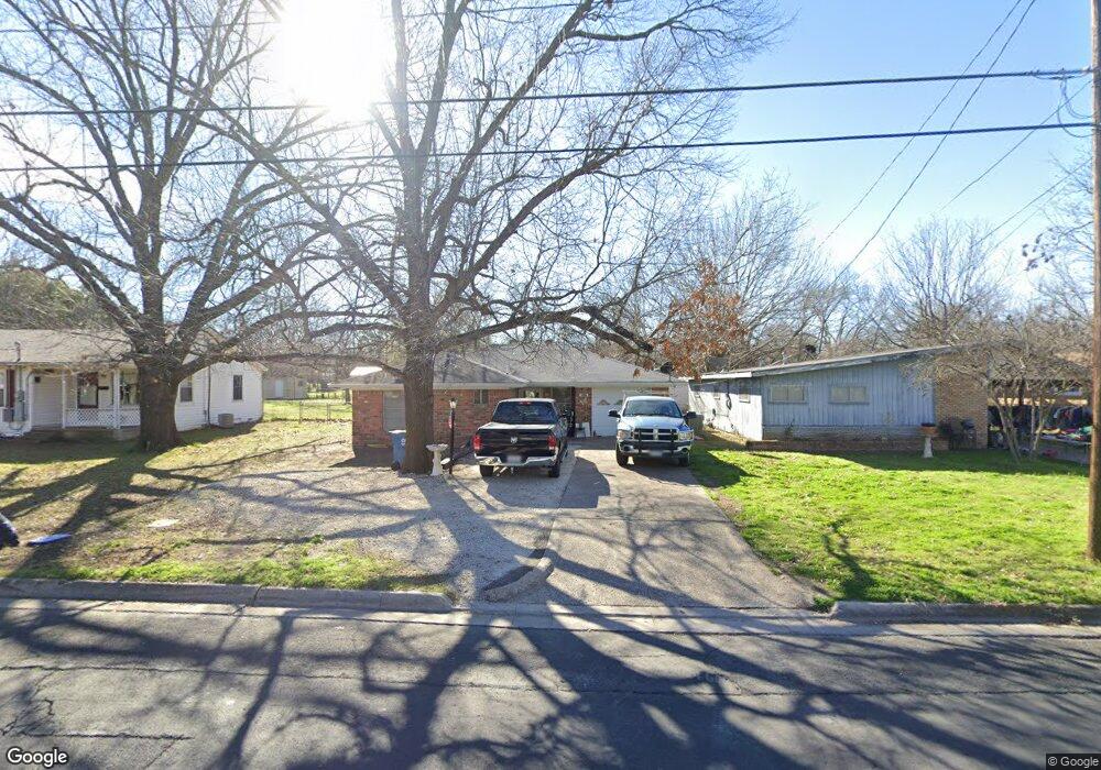 2517 W 4th Ave, Corsicana, TX 75110 - photo 1