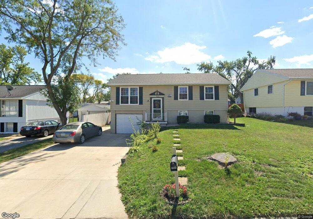 3123 Pebble Dr SW, Cedar Rapids, IA 52404 - photo 1