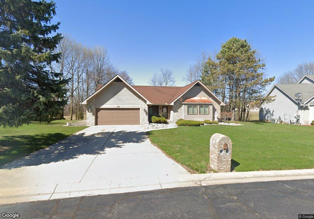 7080 Woods West Dr unit 16, Flushing, MI 48433 - photo 1