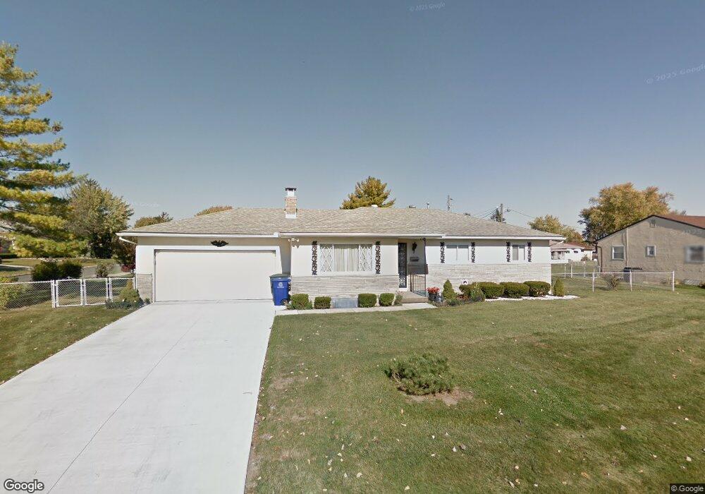 3272 Stephen Dr S, Columbus, OH 43204 - photo 1